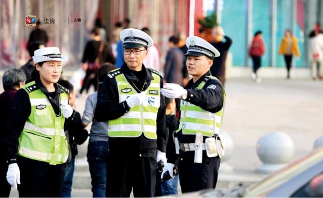他不仅仅是“网红”,更是“人民警察”